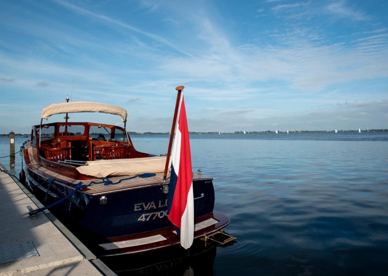 Welcome In - Houseboat 'Elysium' Met Eigen Aanlegsteiger Sneek - Offingawier Exteriér fotografie